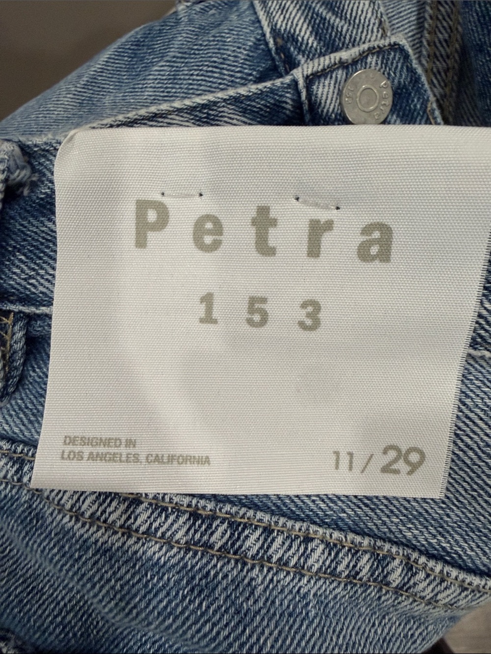 Petra Cropped Jeans size 11/29 Medium Blue Wash Distressed High Rise NWT - Picture 11 of 15